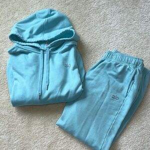 ALO Yoga Aqua Sweatpants & Hoodie Set